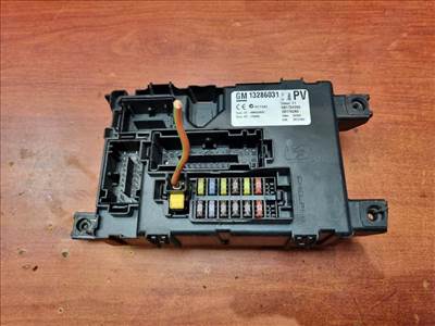 Opel Corsa D komfort modul 13286031