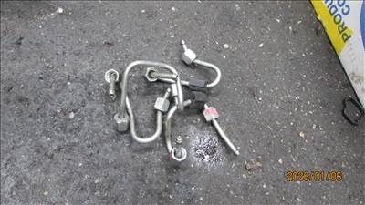 Volkswagen Golf VI 1.6 TDI Üzemanyagcsövek 4db