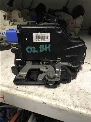 Skoda Octavia II bal hátsó zár 7l0839015d