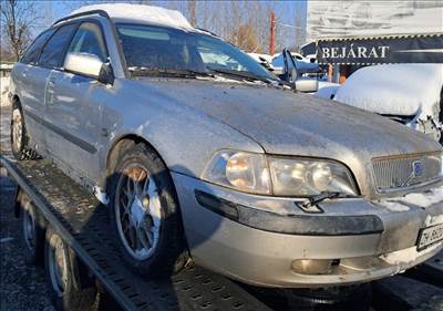 2002 Volvo V40 2.0 benzin, manuális - balkormányos jármű bontása! 
