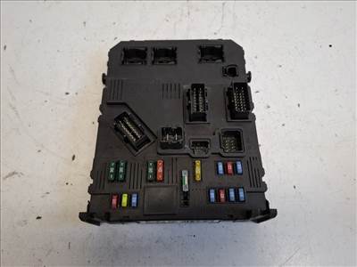 Peugeot 206  bsi modul 9653667680