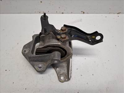 Suzuki SX4 S-Cross bal első váltótartó gumibak