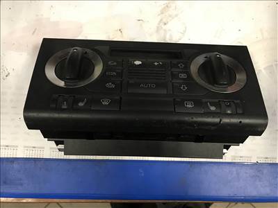 Audi A3 (8P) klímavezérlő ( ülésfűtés) 8p0820043j