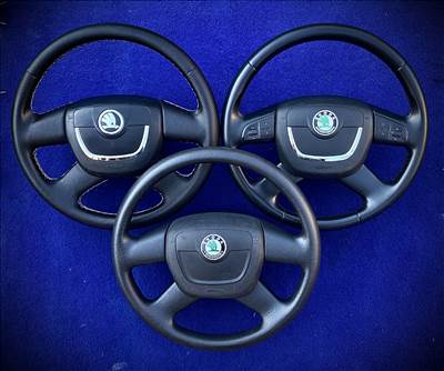 Skoda II fl-es hibátlan múanyag , bőr, és Rs kormány akár cserélve. Bp/posta