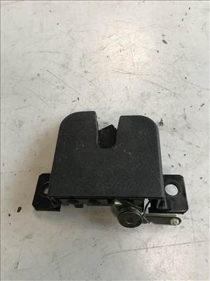 Volkswagen Passat B5 csomagtér zár 3b9827505e