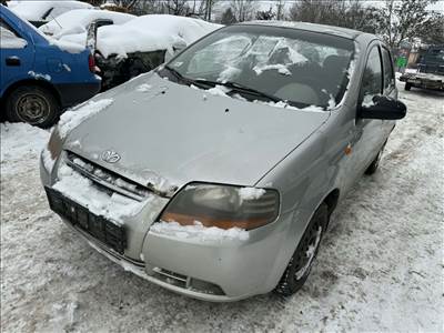 Daewoo Kalos 1.2 -B12S2-  bontott alkatrészei