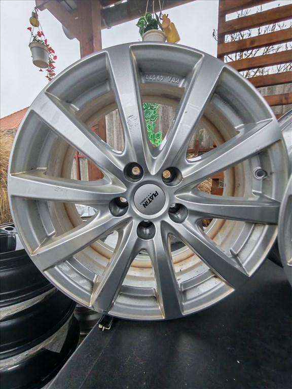  5x112   PLATIN   8J*18"  ET30   AGY 66,5mm    25000Ft/db 2. kép