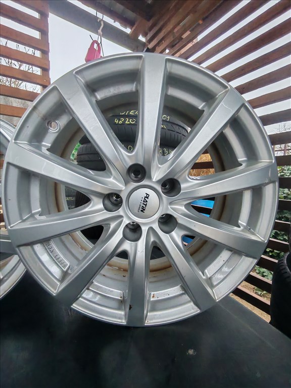  5x112   PLATIN   8J*18"  ET30   AGY 66,5mm    25000Ft/db 5. kép