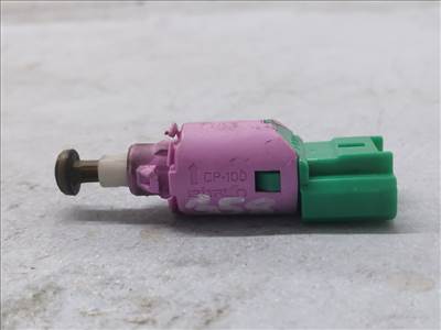 RENAULT LAGUNA III (BT0/1) 2.0 dCi (BT0M/ BT0N/ BT19) Fék Pedál Kapcsoló #43939# 253200003R