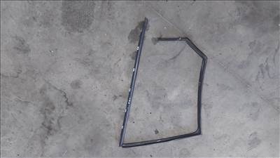 KIA Cee’d Ceed 12- Jobb hátsó ajtó üveg külső gumikéder tömités 0345 83540a2200