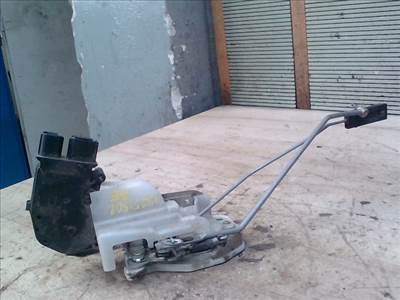 HONDA HR-V 1999.01-2006.01 Bal első ajtó zárszerkezet központi záras