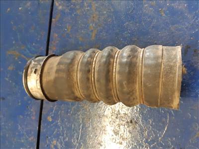 Volkswagen Passat B6 Turbócső / Intercooler Cső