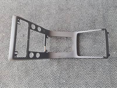 VOLVO S80 Középkonzol Keret