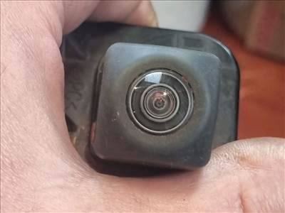 TOYOTA C-HR Tolatókamera