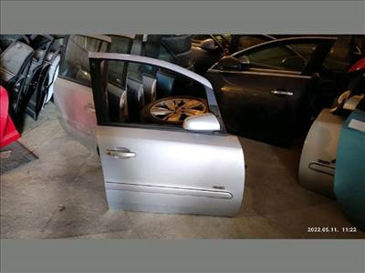 Opel Zafira B jobb első ajtó 13203014