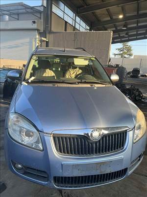 Skoda Roomster sárvédő ajtó csomagtérajtó karosszéria alkatrészek 