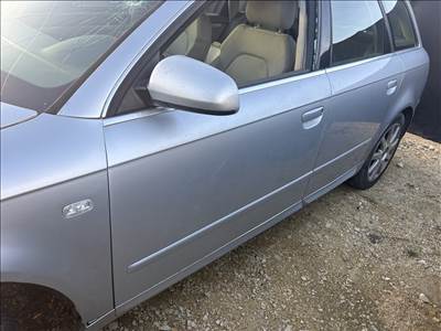 Audi A4 (B6/B7) Bal első ajtó 