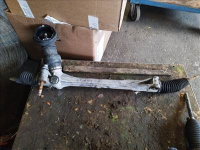 Toyota RAV4 2013- kormánymű nsk00711