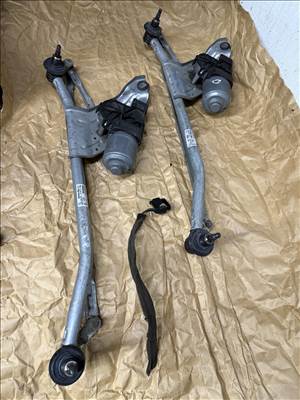 Dacia Duster Logan Sandero ablaktörlő szerkezet + motor 3397020879 8200619512