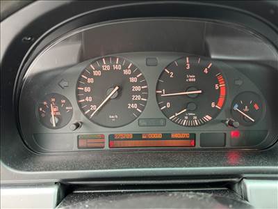 BMW 5-ös sorozat E39 Bmw e39 25d 30d km òra kèzi vàltóshoz