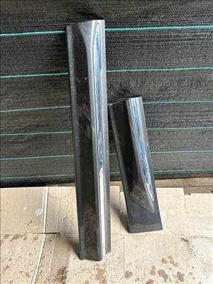 Volvo XC60 Bal első ajtódíszléc 31440302