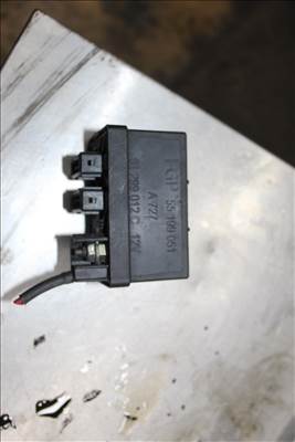 Fiat  Grande Punto 1.9 Multijet 8V izzító relé (55199051)