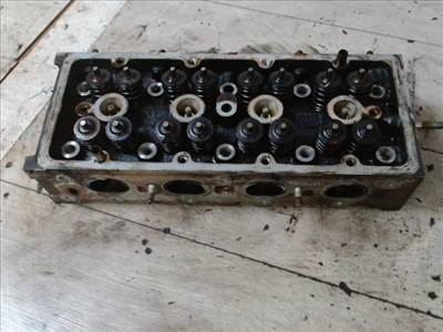 FIAT STILO 01.09-06.12 Hengerfej. benzines