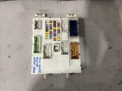 Ford Focus III. MK3 Biztosítéktábla Utastér GEM,BSI,BCM, biztosítékdoboz-modult f1et14014bnf 2443670