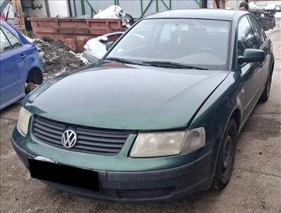 2000 VW Passat 1.6 benzin, manuális- balkormányos jármű bontása! 
