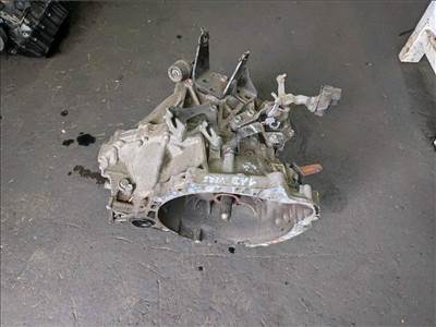 TOYOTA VERSO Manuális sebességváltó (Motorkód: 1AD)