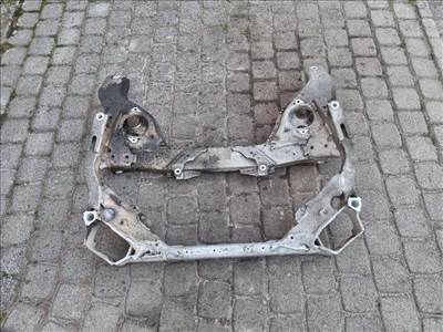 BMW 1 (E81, E82, E87, E88), BMW X1 (E84) első bölcső