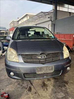 Toyota Corolla (E120/E130) lökhárító sárvédő lámpa homlokfal motorháztető csomagtér ajtó borítás 