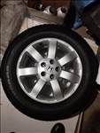  Honda Crv 17" használt (gyári felni) alufelni, rajta 225/65 használt Yokohama nyári gumi 