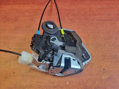 TOYOTA C-HR Jobb hátsó Ajtózár