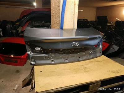 Hyundai i40 csomagtérajtó 692003Z310