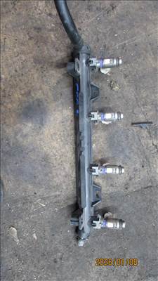 Volkswagen Polo V 1.4 16V Injektorsor (.036133320)