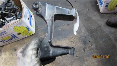 Volkswagen Polo V 1.4 16V váltótartó bak (5Q0199111K)