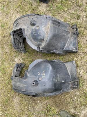 BMW 1-es sorozat E81, E82, E87, E88 dobbetét