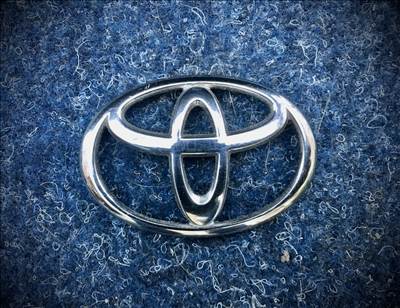 Eladó Toyota  új légzsák logo.