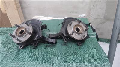 Nissan X-Trail (T30) Első csonkállvány kerékagyal 