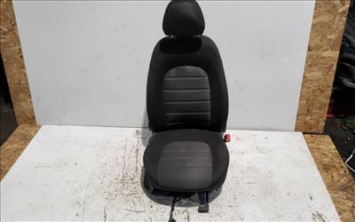 212104 Fiat Bravo 2007-2014  jobb első szövet ülés