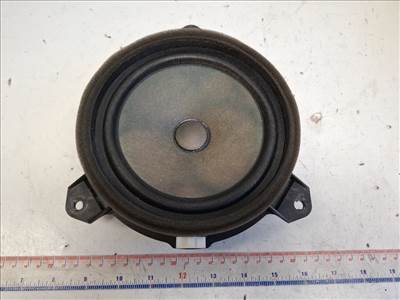 Toyota Yaris (XP130) jobb hátsó hangszóró 861600D370