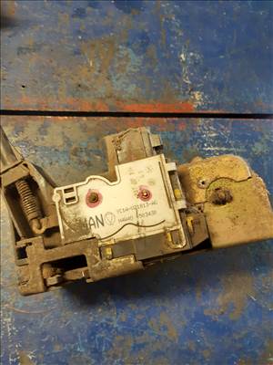 Ford Transit 00-06 Bal Első Ajtó Zárszerkezet + Központizár Motor