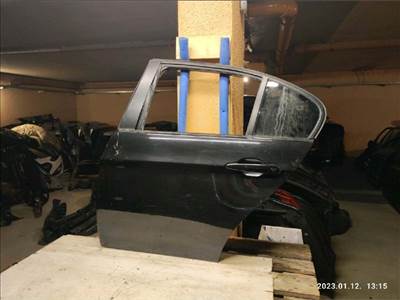 BMW 3 (E90) bal hátsó ajtó 41007203647