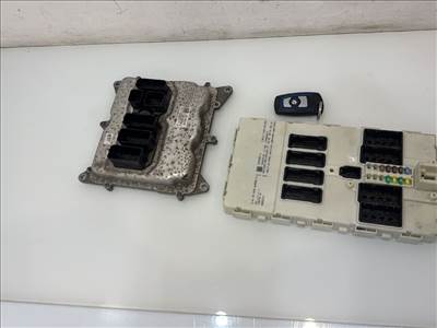BMW F30 F31 N20B20B 20i Xdrive 184le motorvezérlő 61359292655 9292655  8606777