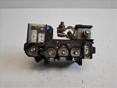 Honda Jazz (GE) akkumulátor biztosíték
