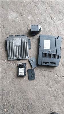 Renault Mégane 2, Scénic 2, 1.5 dci 60kw-82/Lovas motorvezérlő szett eladó.