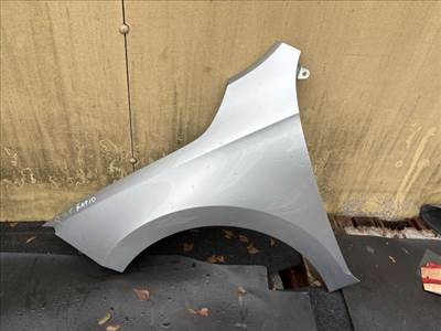 Skoda Rapid SKODA RAPID Bal első Sárvédő