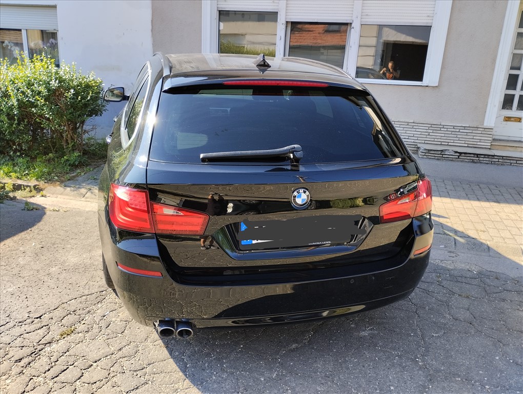Eladó BMW 525d Touring (1995 cm³, 218 PS) (F10/F11) 2. kép