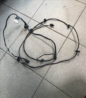 Audi A4 (B8 - 8K) / hátsó PDC köteg 8k0971104